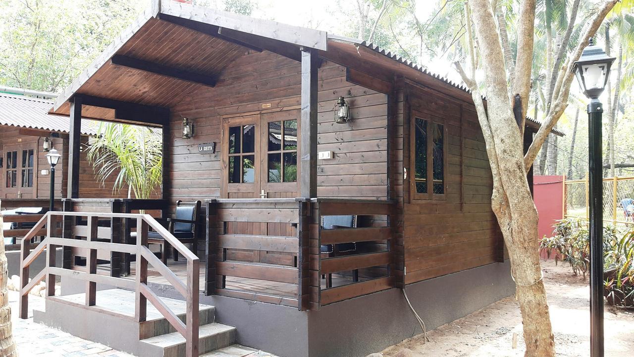 The Rainbows End Bed and Breakfast Madgaon Exteriör bild